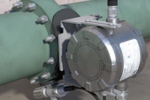 Sensor Hub monitoring a pipe flange